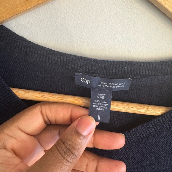 Gap Men's Black Sweater - Picture 4 of 7